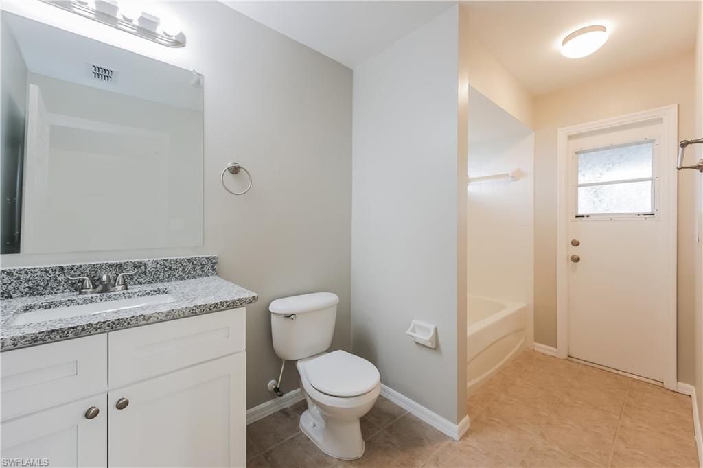 2816 71st St W Property Photo 14