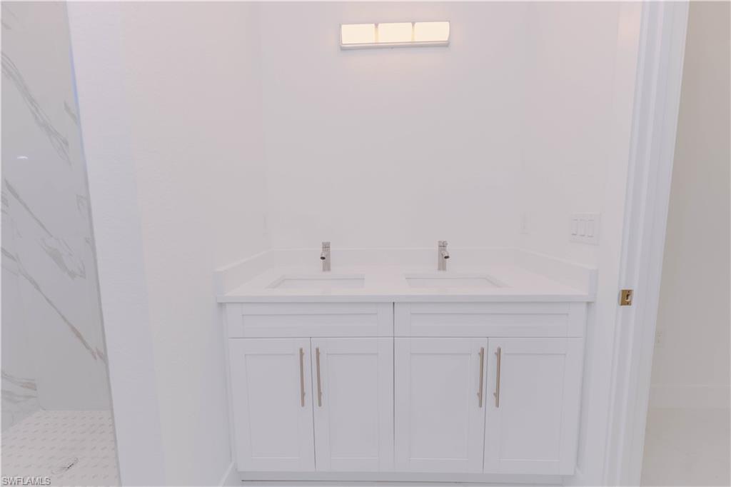 1034 Summa Blvd Property Photo 28