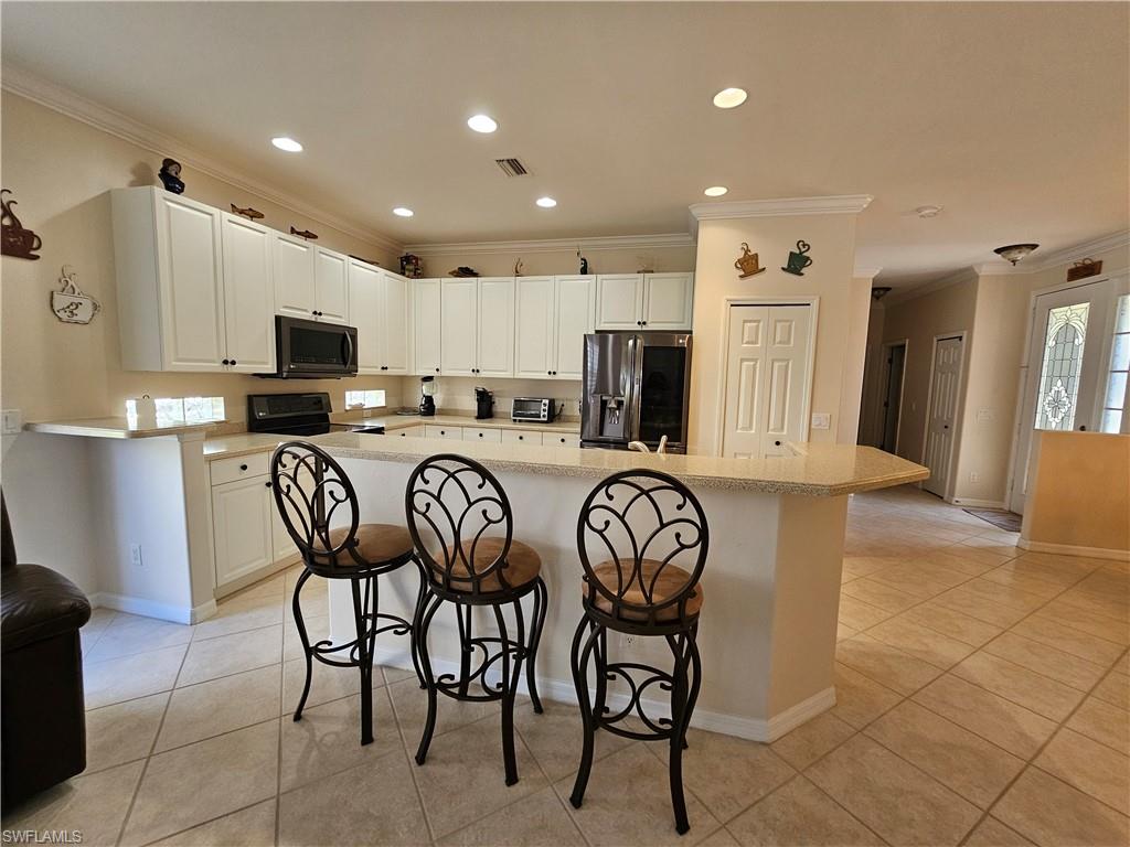 10518 Avila Cir Property Photo