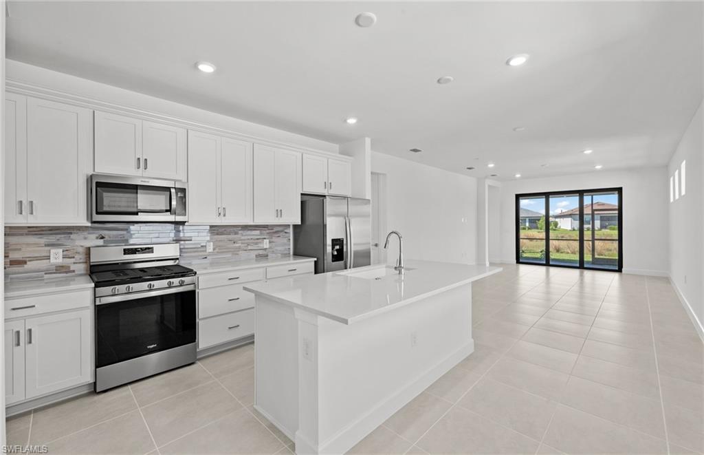 20226 Hartford Blvd Property Photo 8