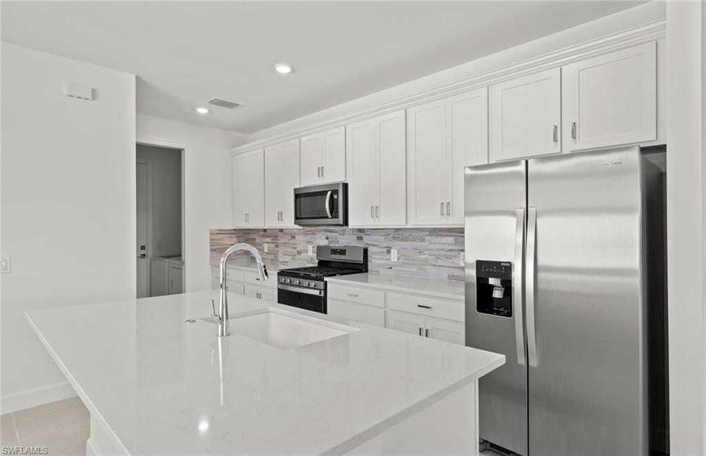 20226 Hartford Blvd Property Photo 9
