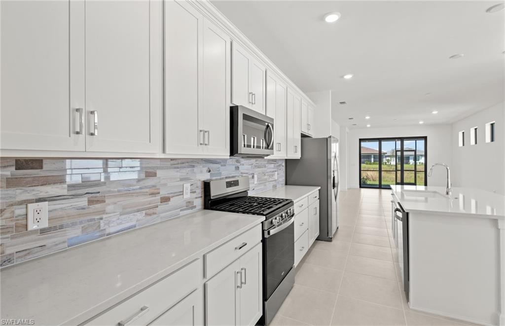 20226 Hartford Blvd Property Photo 12