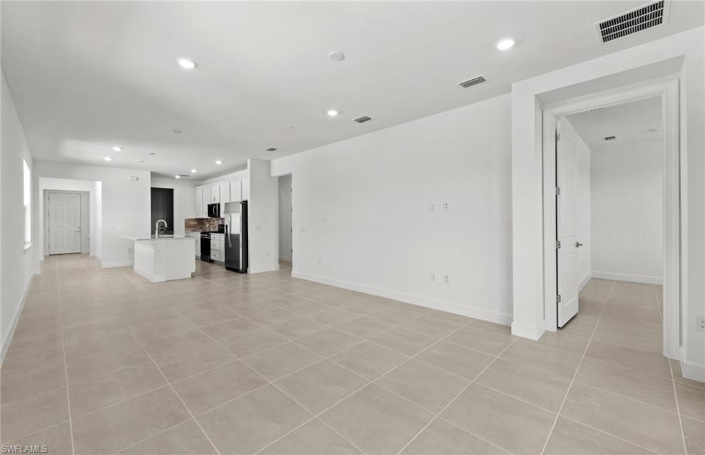 20226 Hartford Blvd Property Photo 17