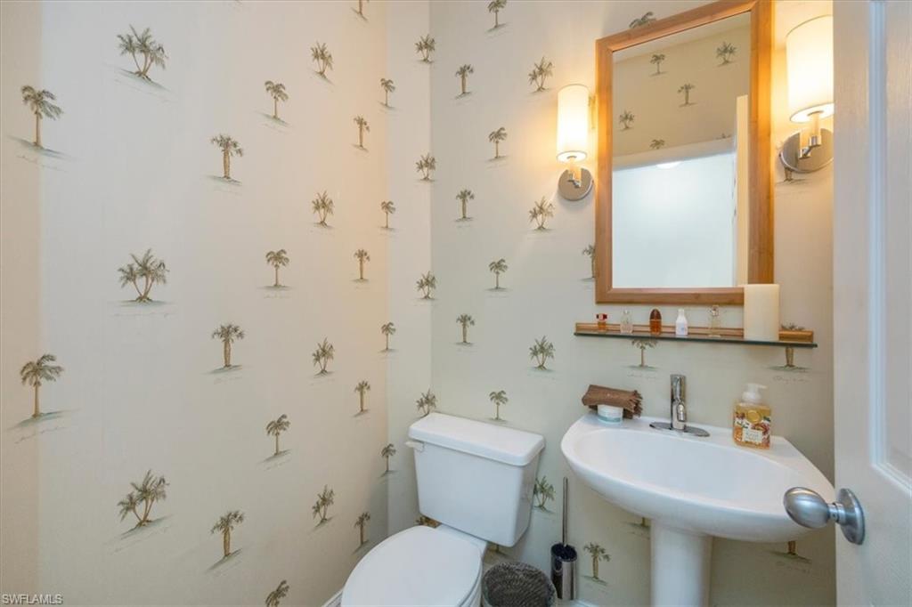 287 Lambton Ln Property Photo 25