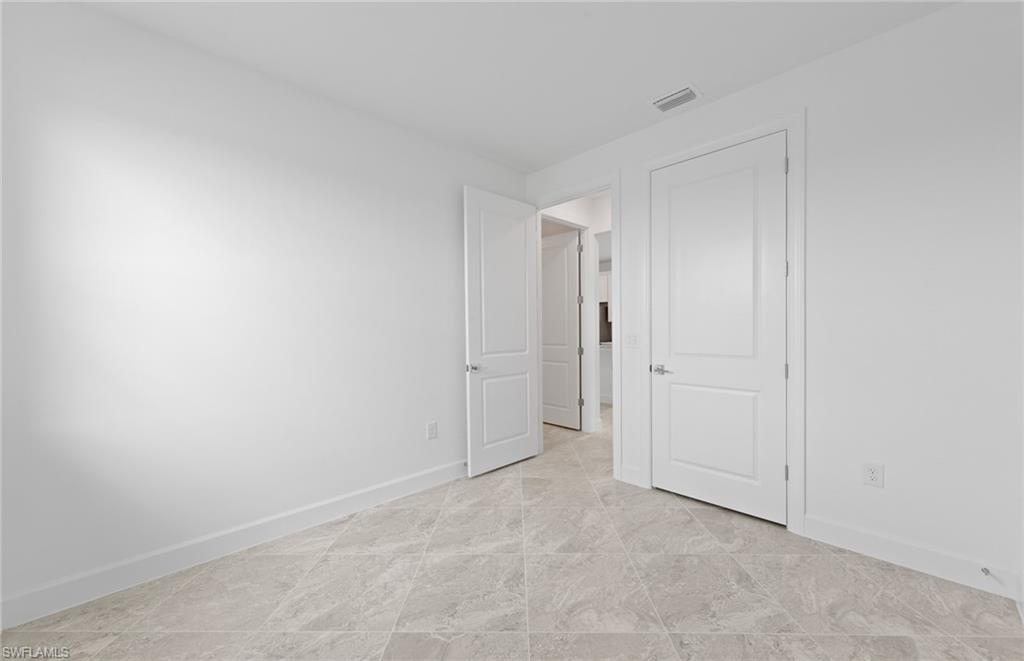 17313 Willow Tree Ln Property Photo 26