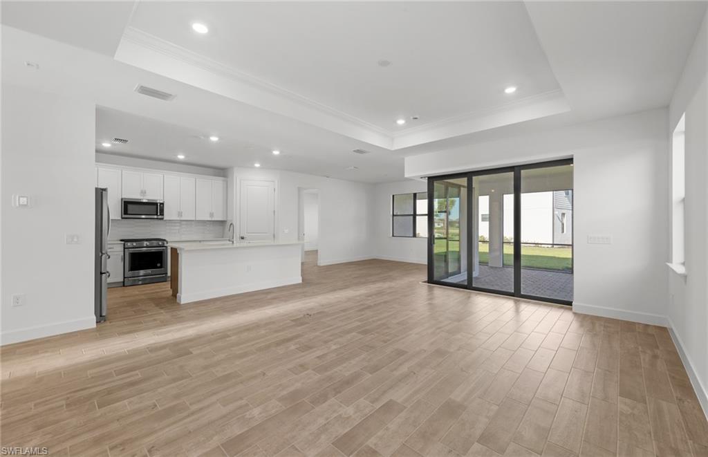 20412 Napa Loop Property Photo 12