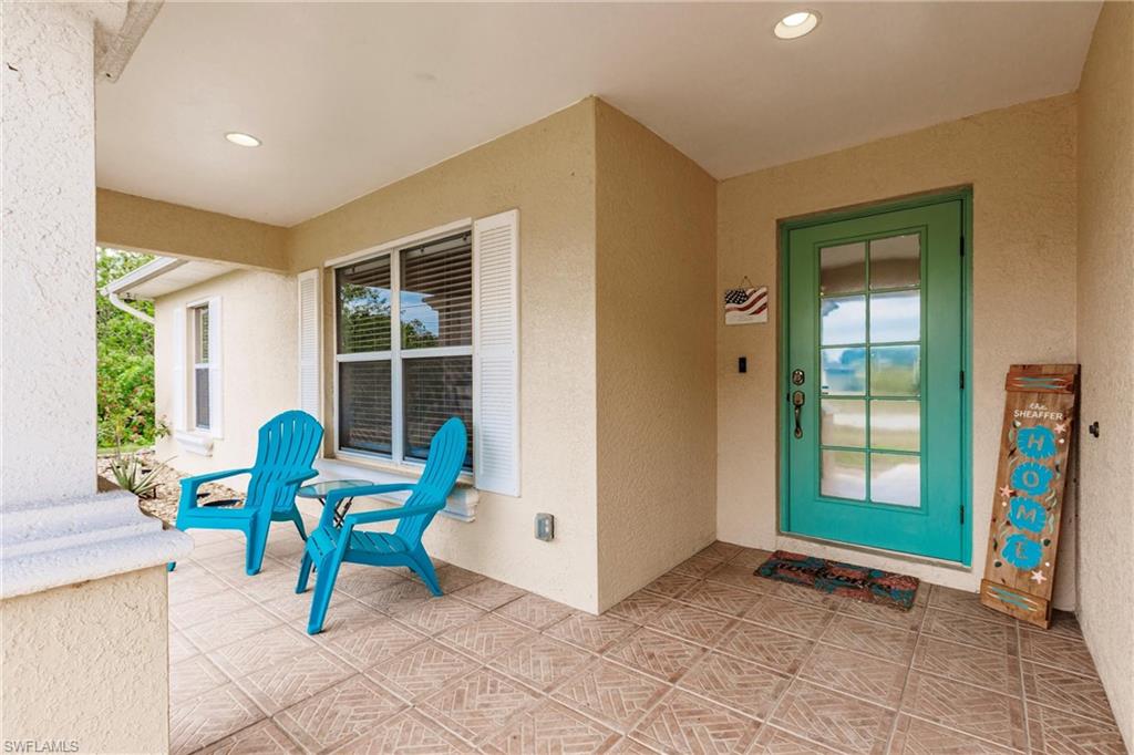 324 Parkdale Blvd Property Photo 3