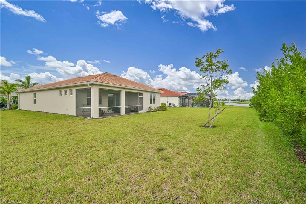 2916 Royal Gardens Ave Property Photo 4