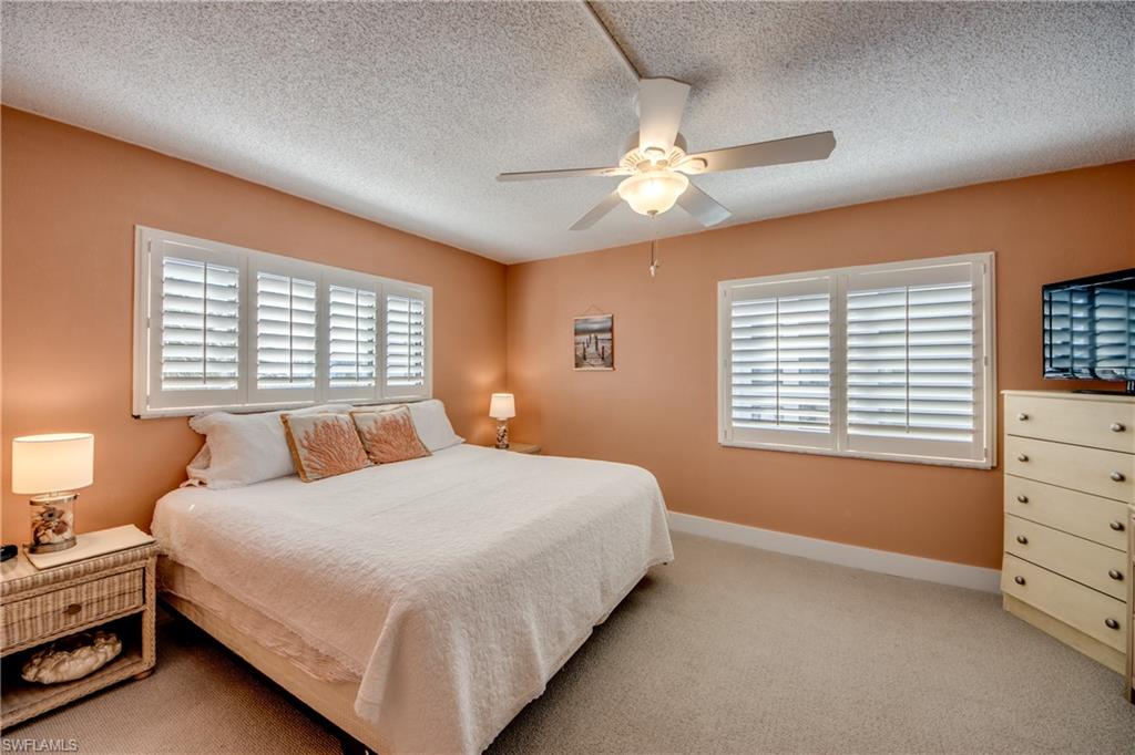 6662 Estero Blvd 411 Property Photo 27