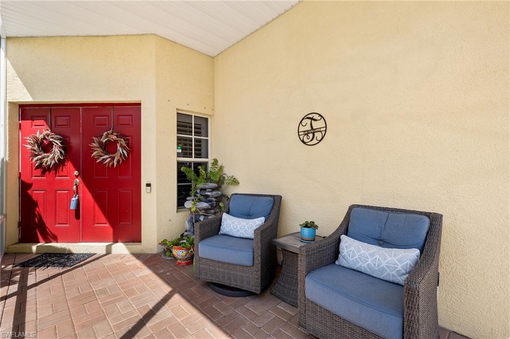 8940 Spring Mountain Way Property Photo 5