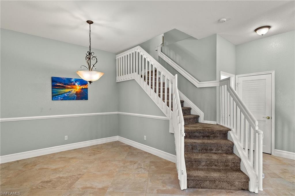 8940 Spring Mountain Way Property Photo 9