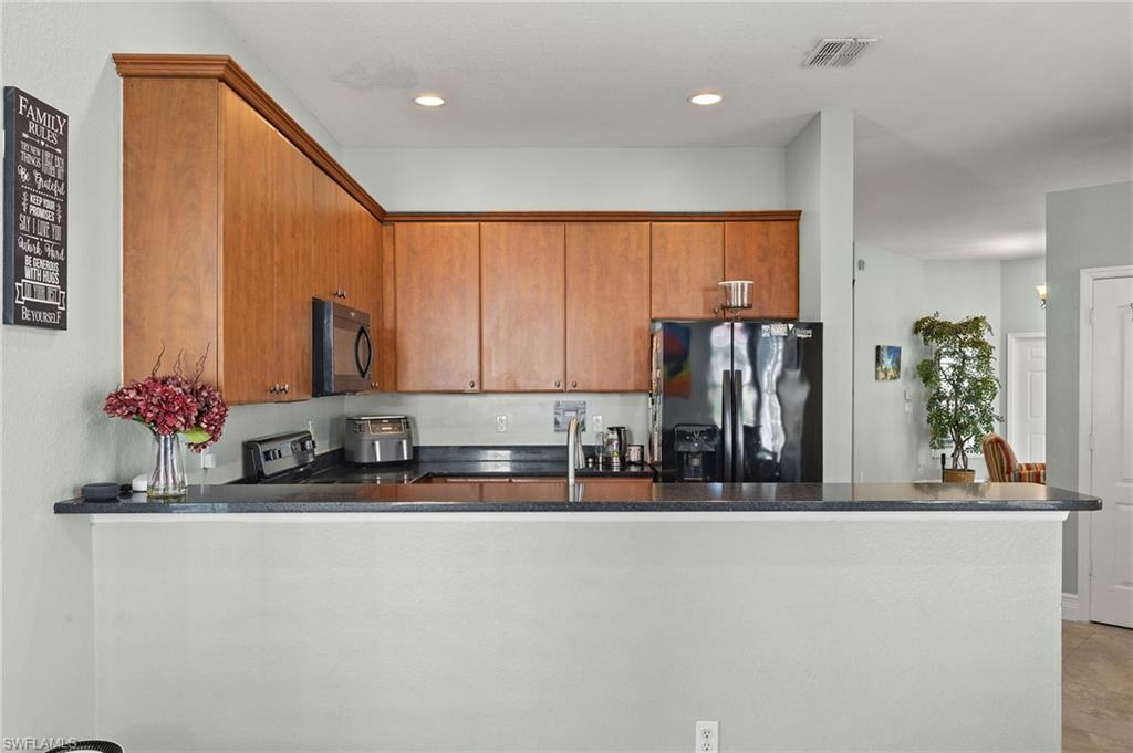 8940 Spring Mountain Way Property Photo 14