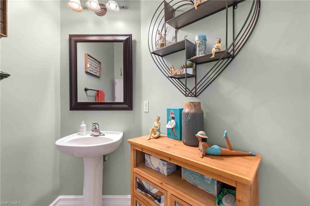 8940 Spring Mountain Way Property Photo 30