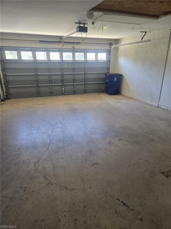21229 Waymouth Run Property Photo 2