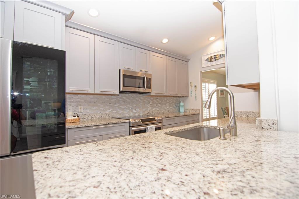 10021 Oakhurst Way Property Photo 17