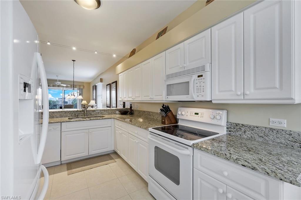 16635 Lake Circle Dr # 638 Property Photo 8