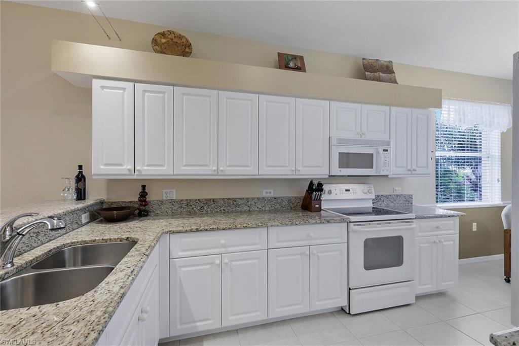 16635 Lake Circle Dr # 638 Property Photo 10