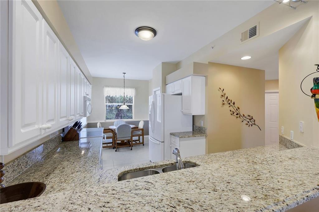 16635 Lake Circle Dr # 638 Property Photo 11
