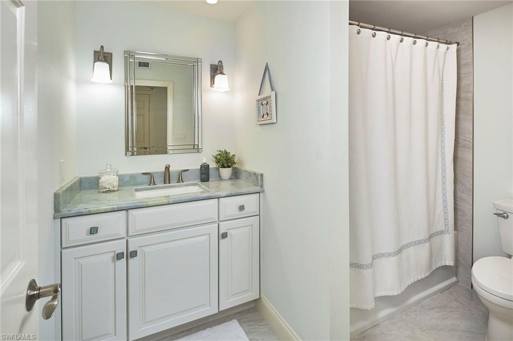 4051 Gulf Shore Blvd N # 1205 Property Photo 17