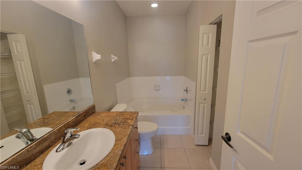1757 Concordia Lake Cir # 3404 Property Photo 14