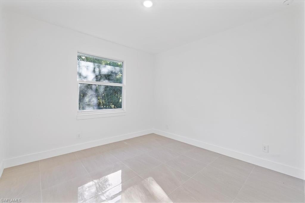 150 Bell Blvd S Property Photo 27