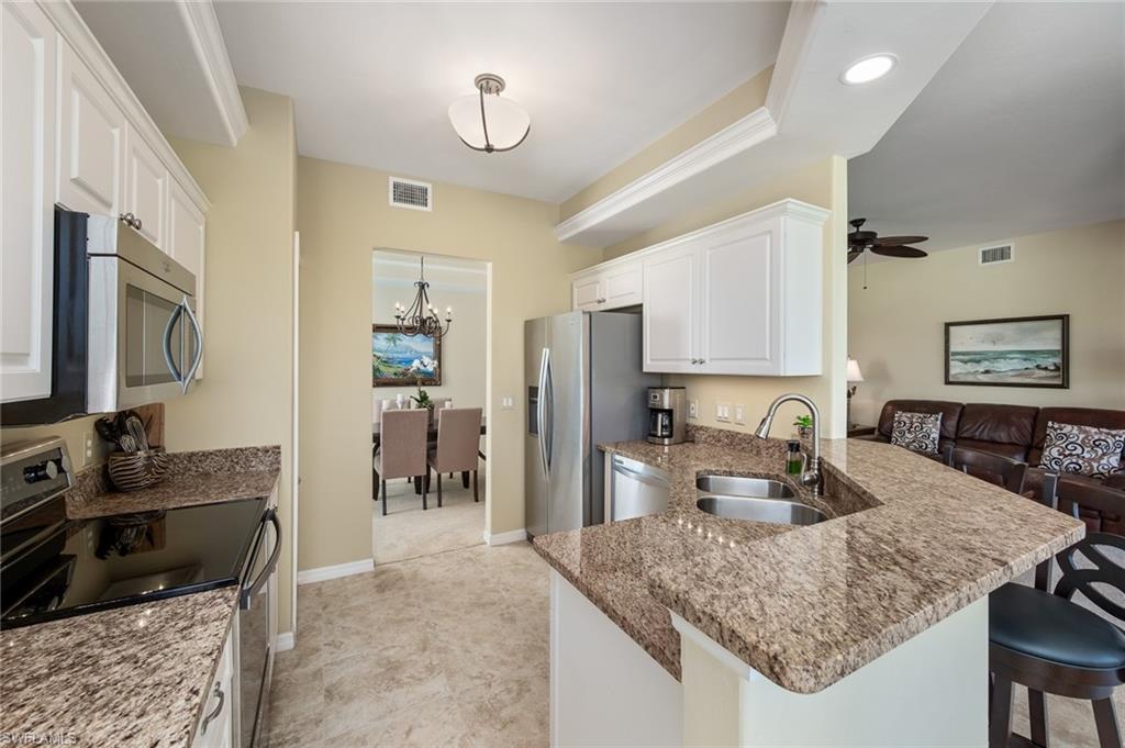 15054 Tamarind Cay Ct # 702 Property Photo 7