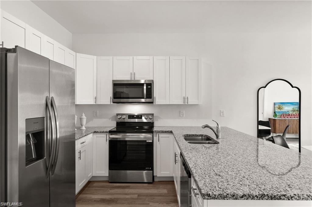 4745 29th St Sw Property Photo 3