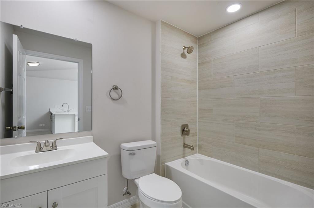 1044 Andalusia Blvd Property Photo 5