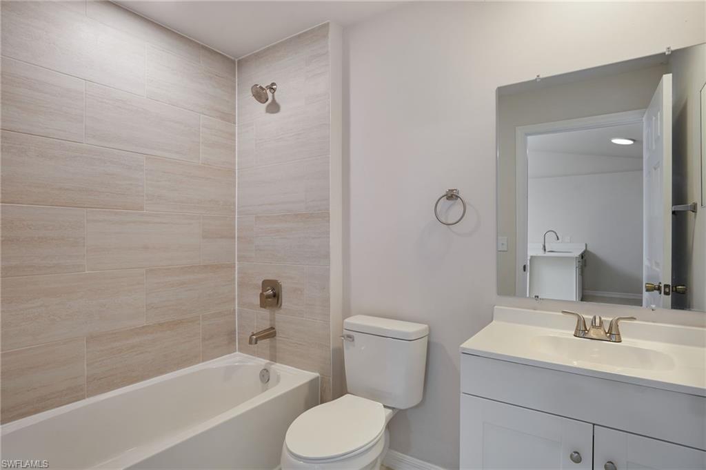 1044 Andalusia Blvd Property Photo 24