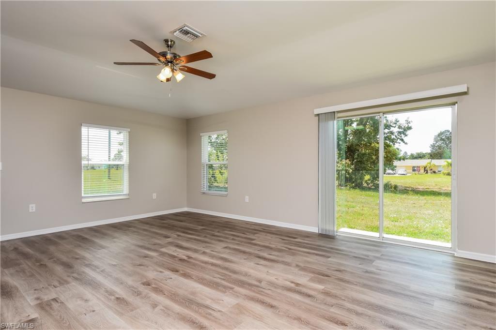 25091 Esmeralda Ct Property Photo 4