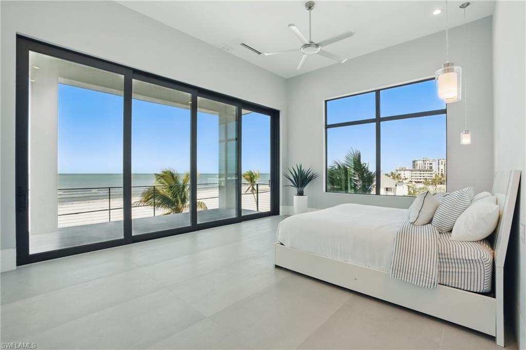3050 Estero Blvd Property Photo 1