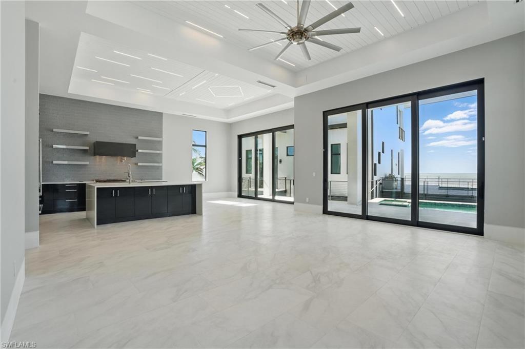 3050 Estero Blvd Property Photo 13