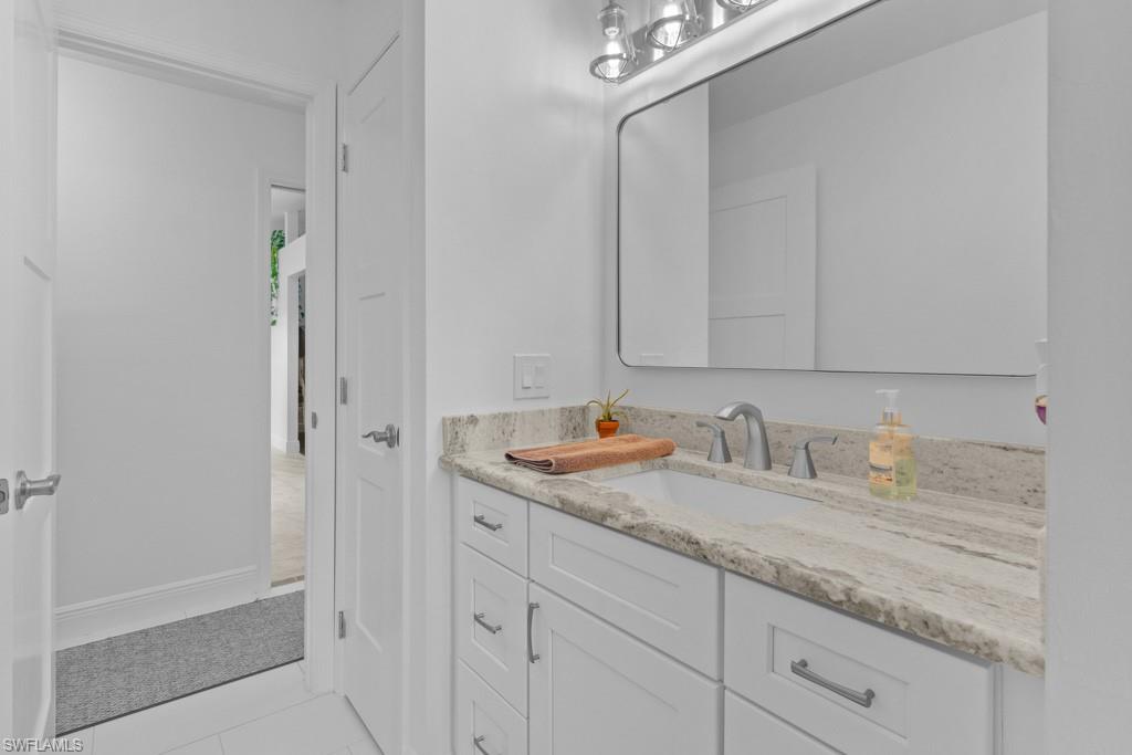 7090 Hendry Creek Dr Property Photo 33