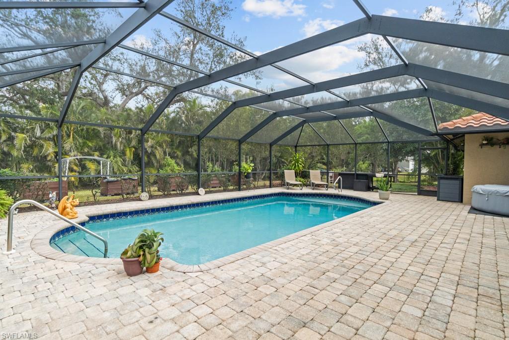 7090 Hendry Creek Dr Property Photo 37