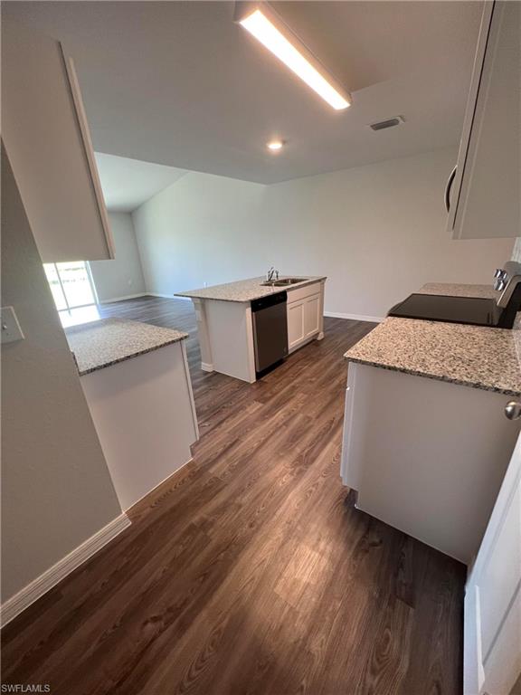 9084 Aegean Cir Property Photo 15