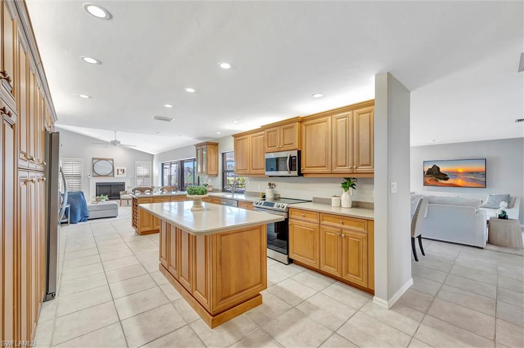28389 Verde Ln Property Photo 15
