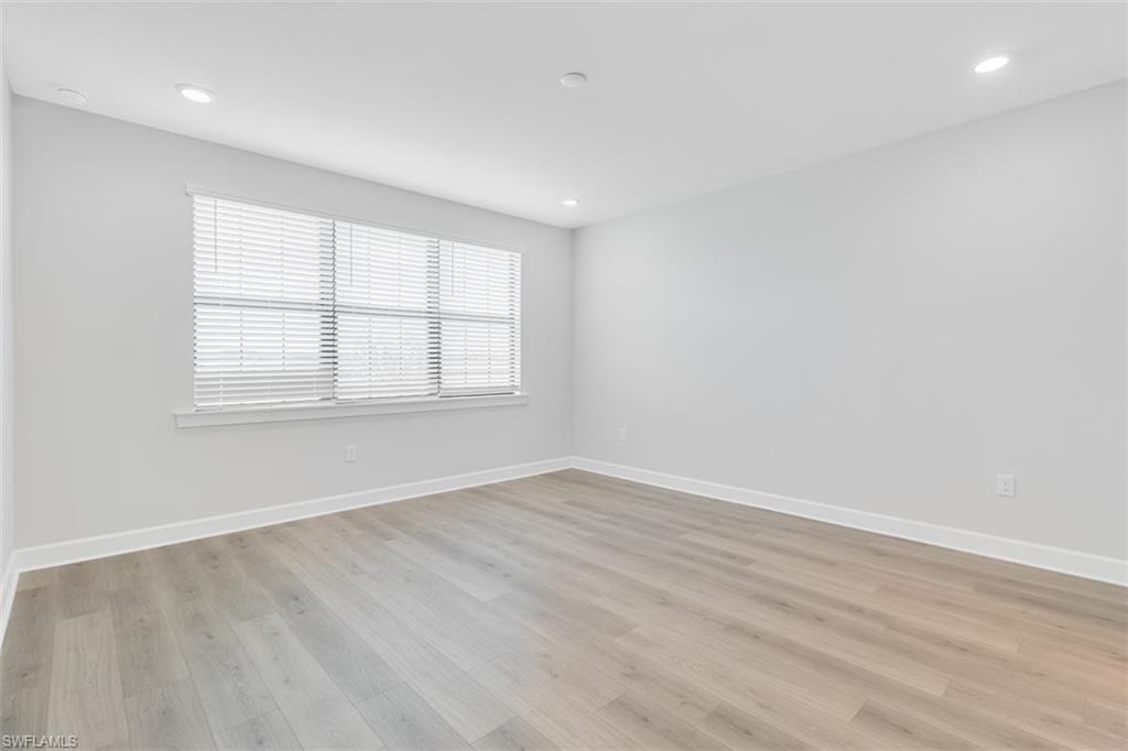 15328 Lucerna St # 103 Property Photo 17