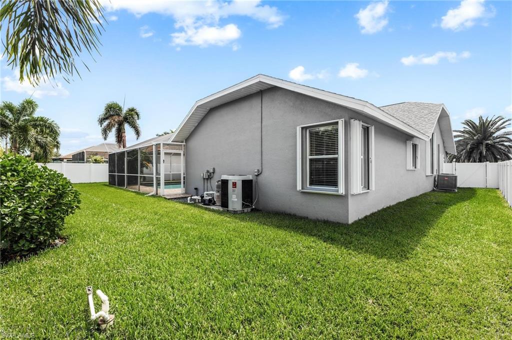 2313 Sw 51st St Property Photo 34