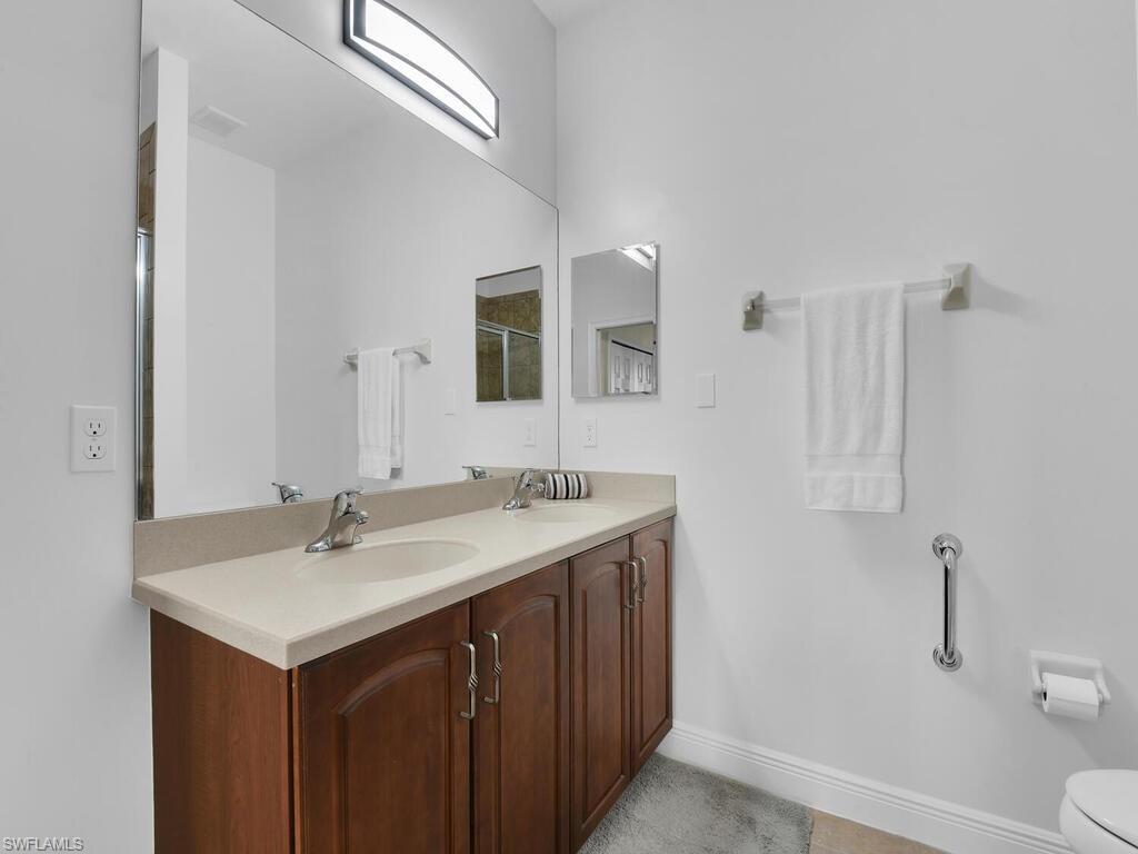 10490 Materita Dr Property Photo 15