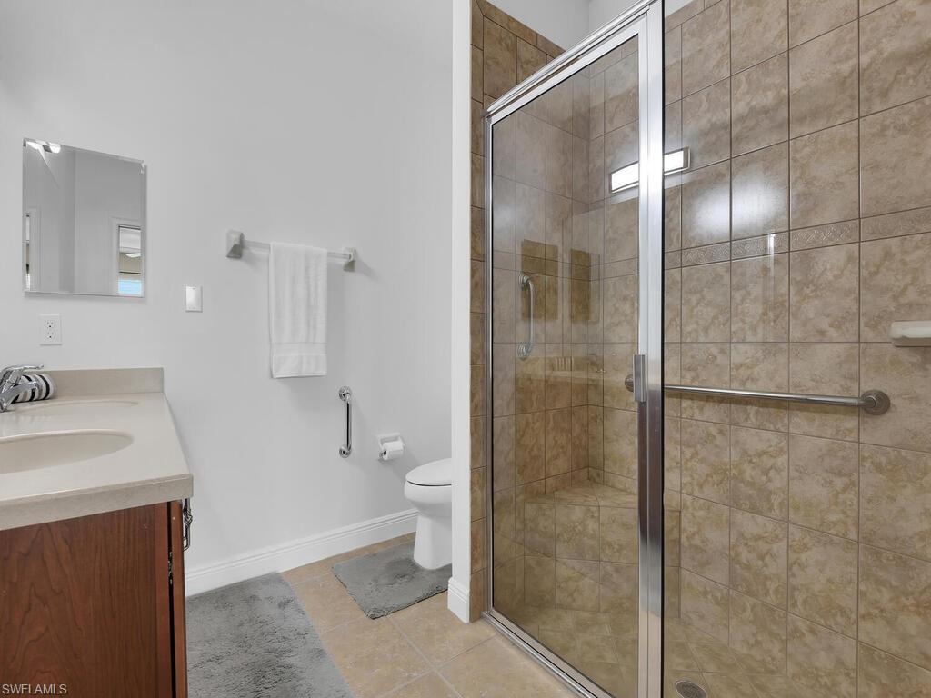 10490 Materita Dr Property Photo 16