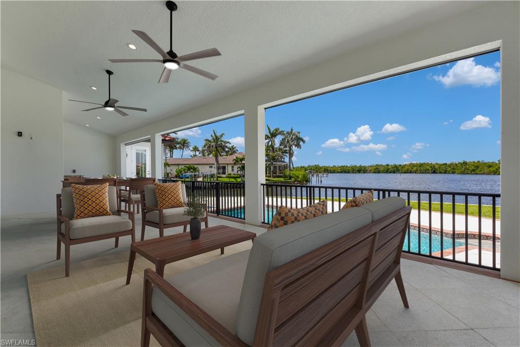866 Cal Cove Dr Property Photo 4