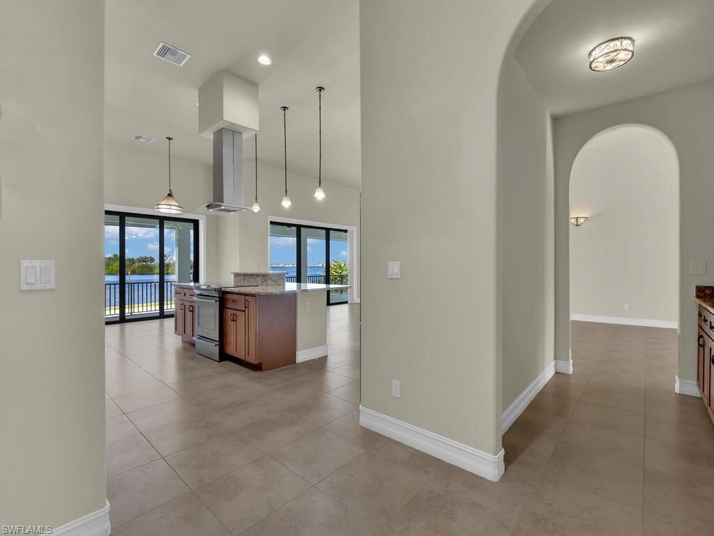 866 Cal Cove Dr Property Photo 13
