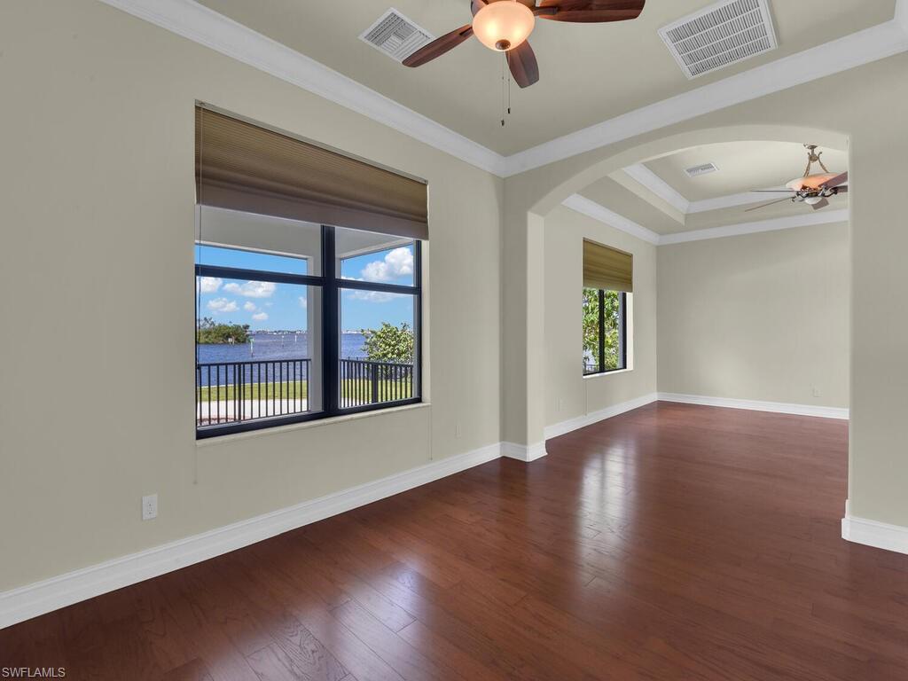 866 Cal Cove Dr Property Photo 17