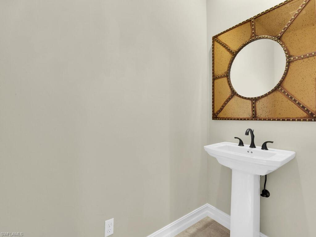 866 Cal Cove Dr Property Photo 40