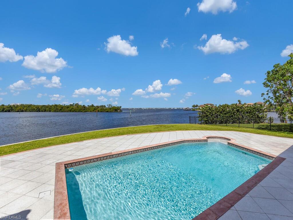 866 Cal Cove Dr Property Photo 43