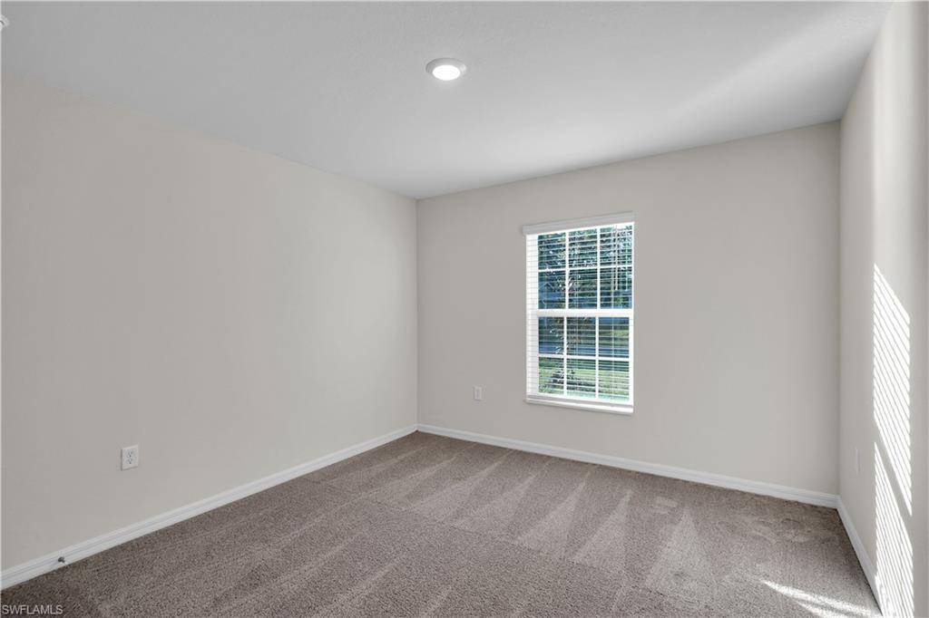 247 Blackstone Dr Property Photo 12