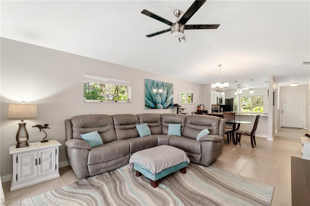 5700 Woodmere Lake Cir # E201 Property Photo 2