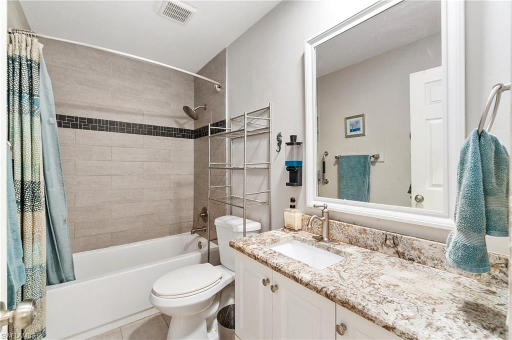 5700 Woodmere Lake Cir # E201 Property Photo 15
