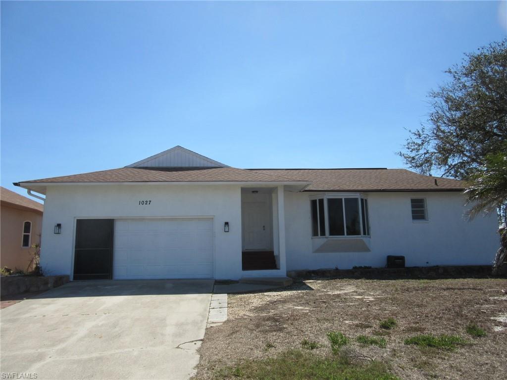 1027 Newton St Property Photo 1