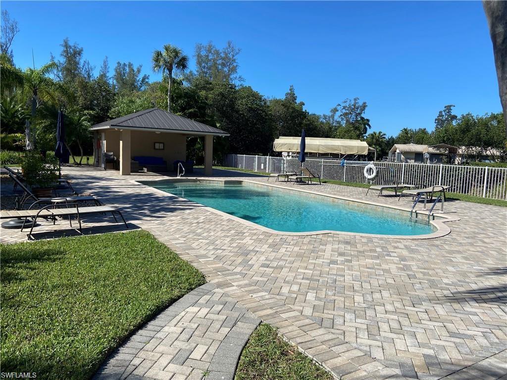 7761 Victoria Cove Ct Property Photo 7